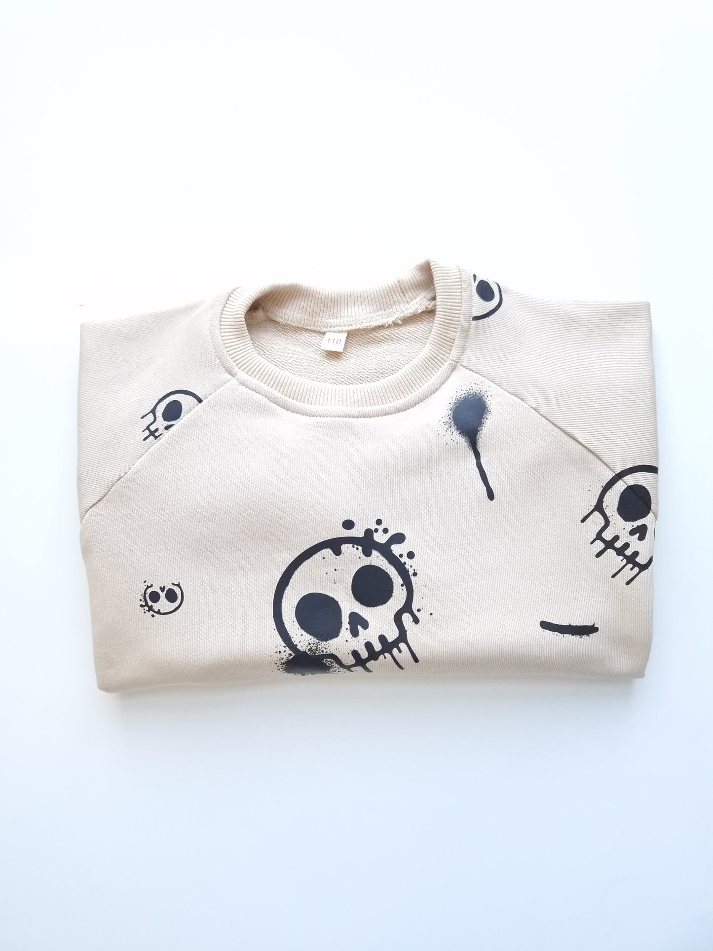 Graffiti skeleton sweater